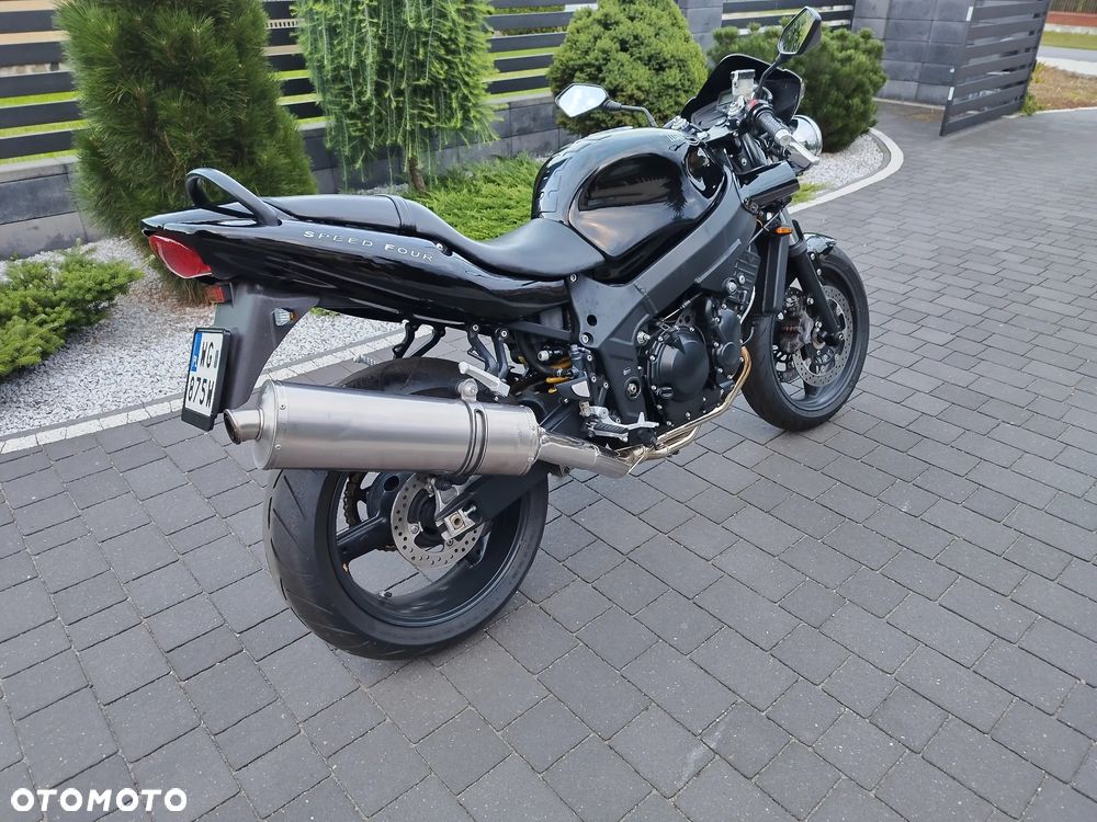 Triumph Speed Four - 2