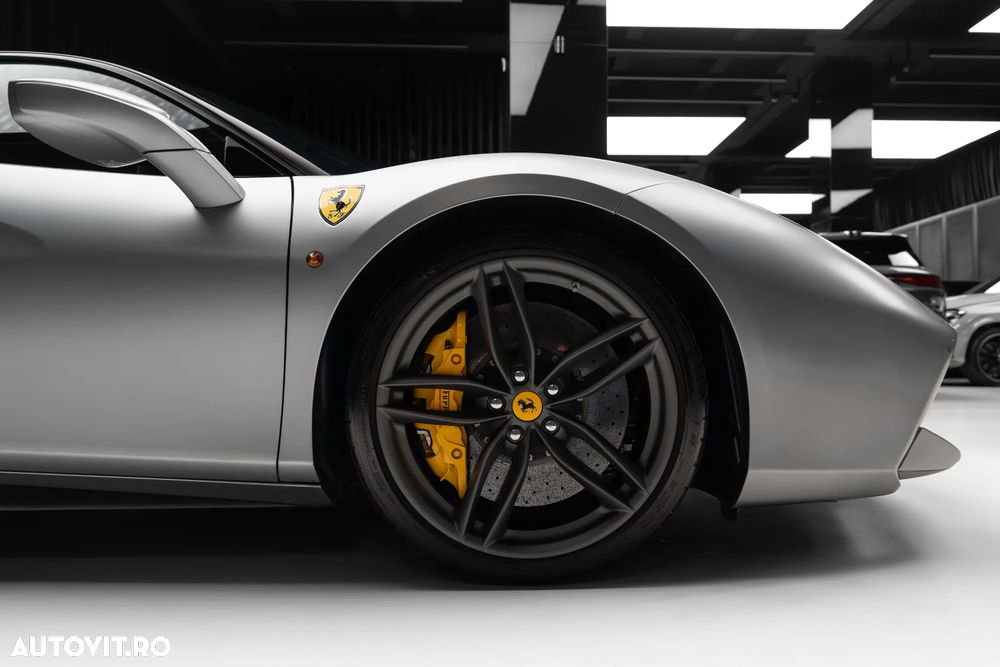 Ferrari 488 GTB - 5