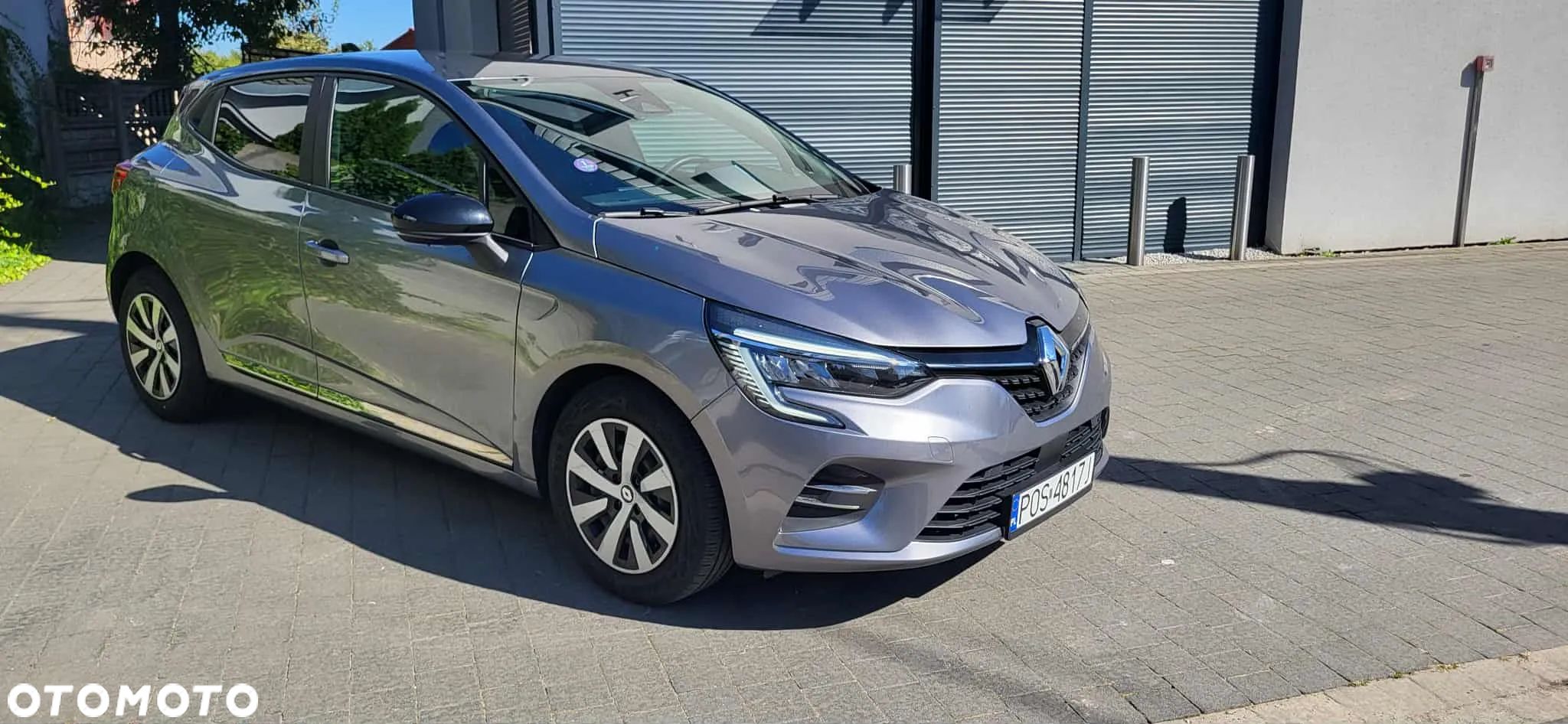 Renault Clio - 1
