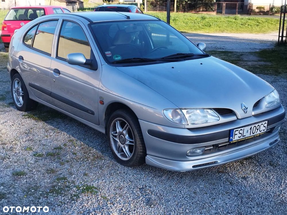 Renault Megane - 1