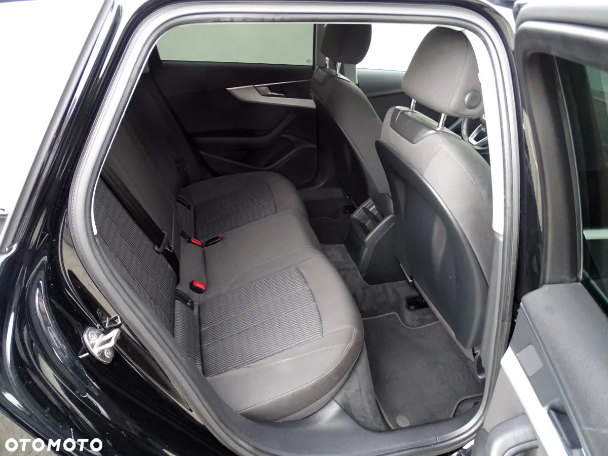 Audi A4 - 16