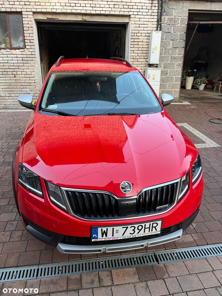 Skoda Octavia Scout 2.0 TDI 4x4 DSG - 1