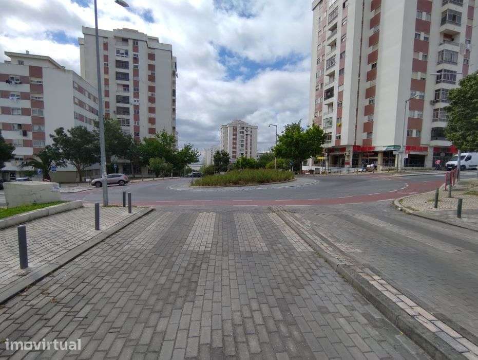 Garagem-Box na Póvoa de Santa Iria - Grande imagem: 3/4