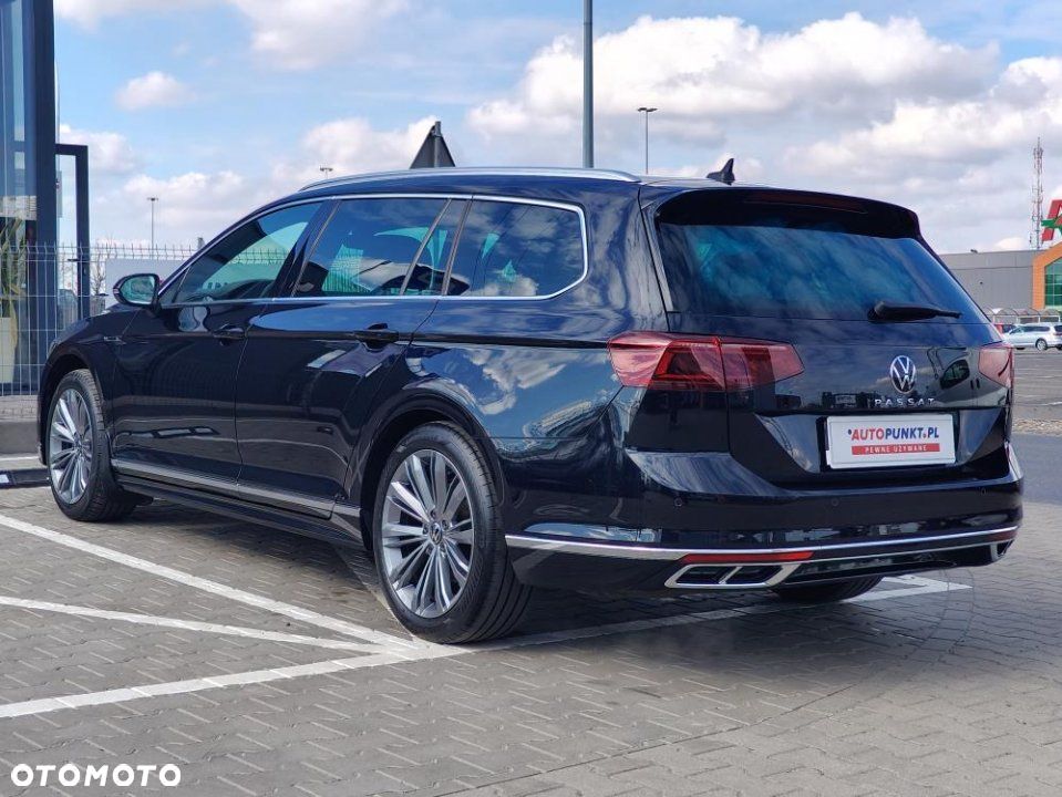 Volkswagen Passat - 6