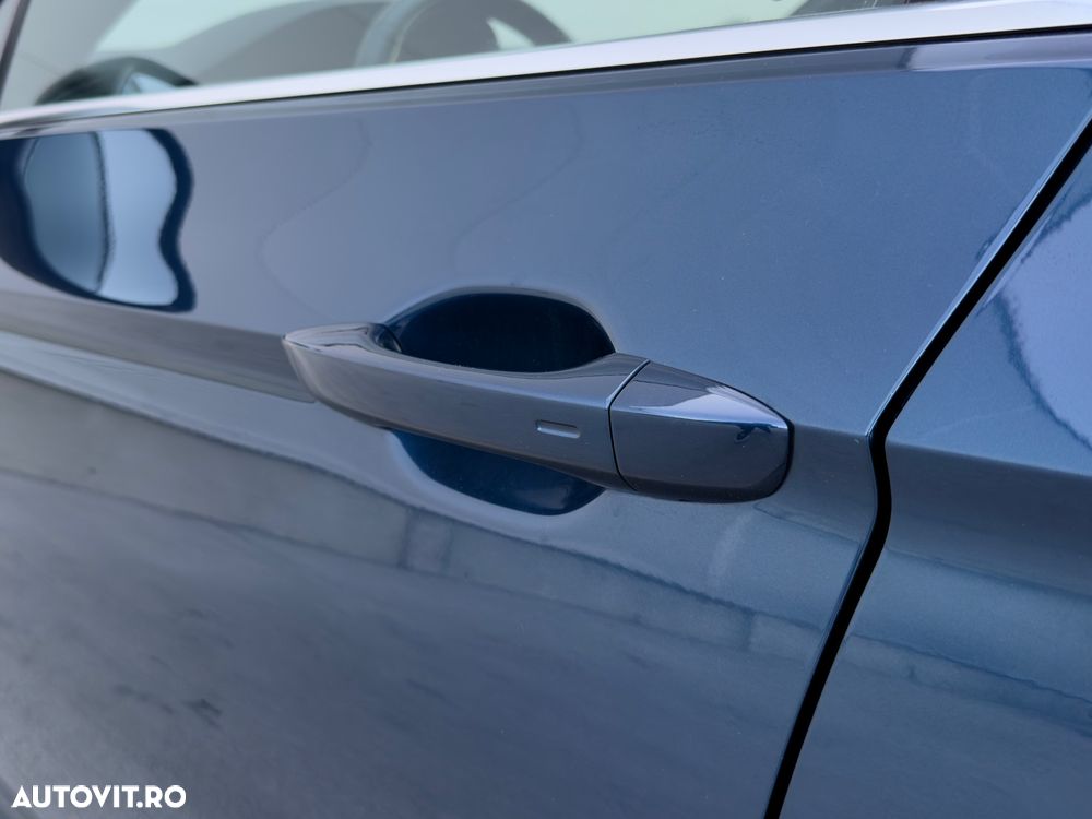 Volkswagen Passat 2.0 TDI SCR DSG Business - 14