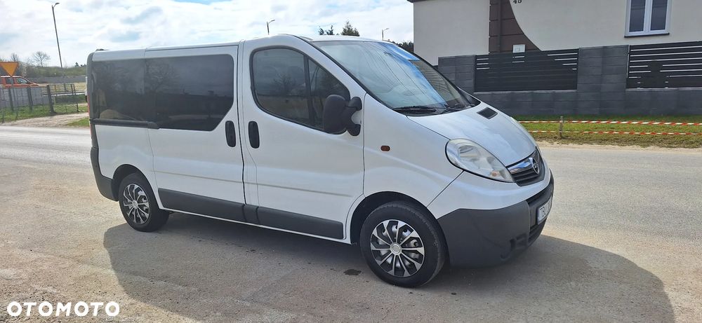 Opel Vivaro - 9