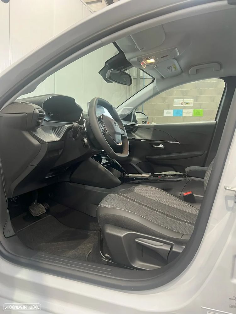 Peugeot 208 1.2 Hybrid Allure e-DCS6 - 10