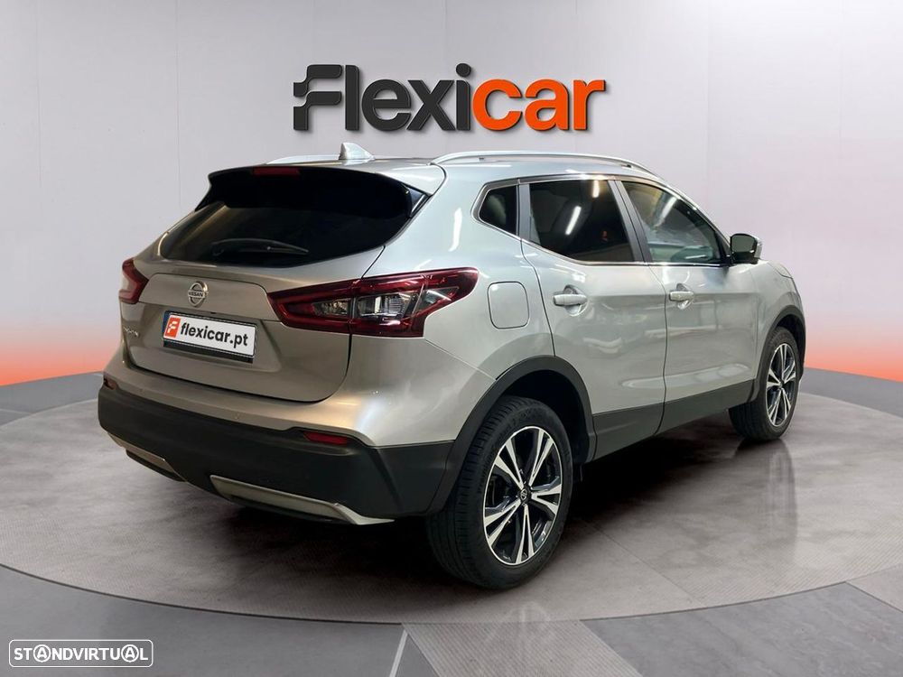 Nissan Qashqai 1.3 DIG-T N-Connecta J18 - 6