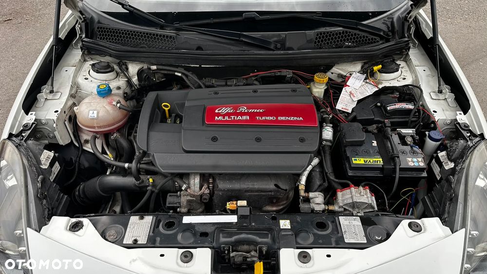 Alfa Romeo Giulietta 1.4 TB MultiAir Distinctive - 17