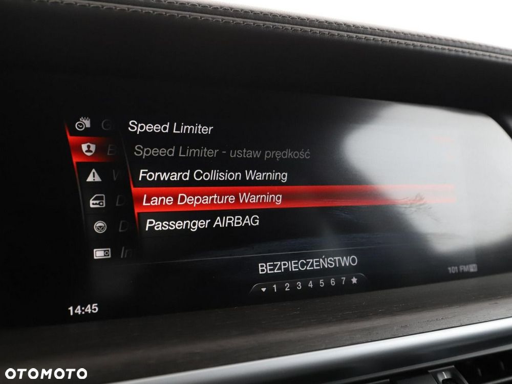 Alfa Romeo Stelvio 2.0 Turbo 16V AT8-Q4 Lusso - 25