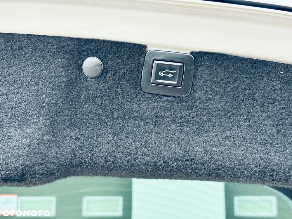 Opel Insignia - 29