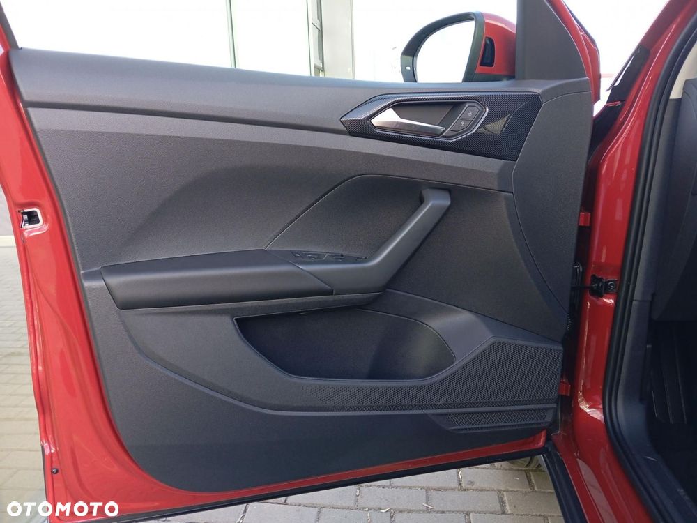 Volkswagen T-Cross - 13