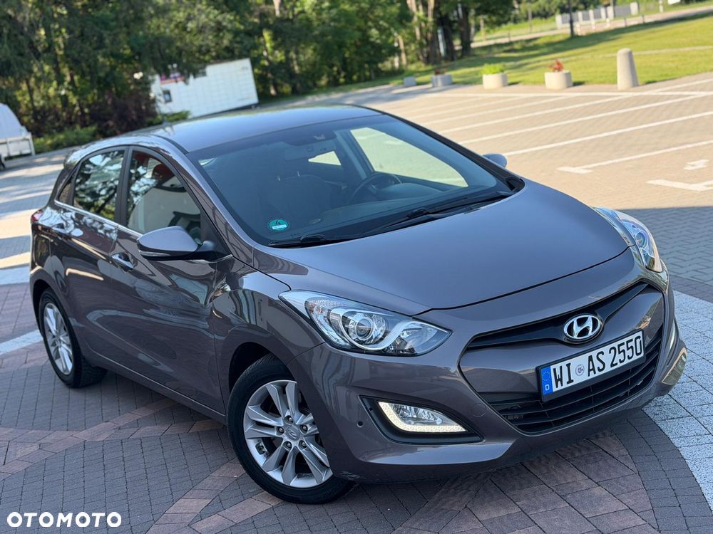 Hyundai i30 1.6 Automatik Trend - 11