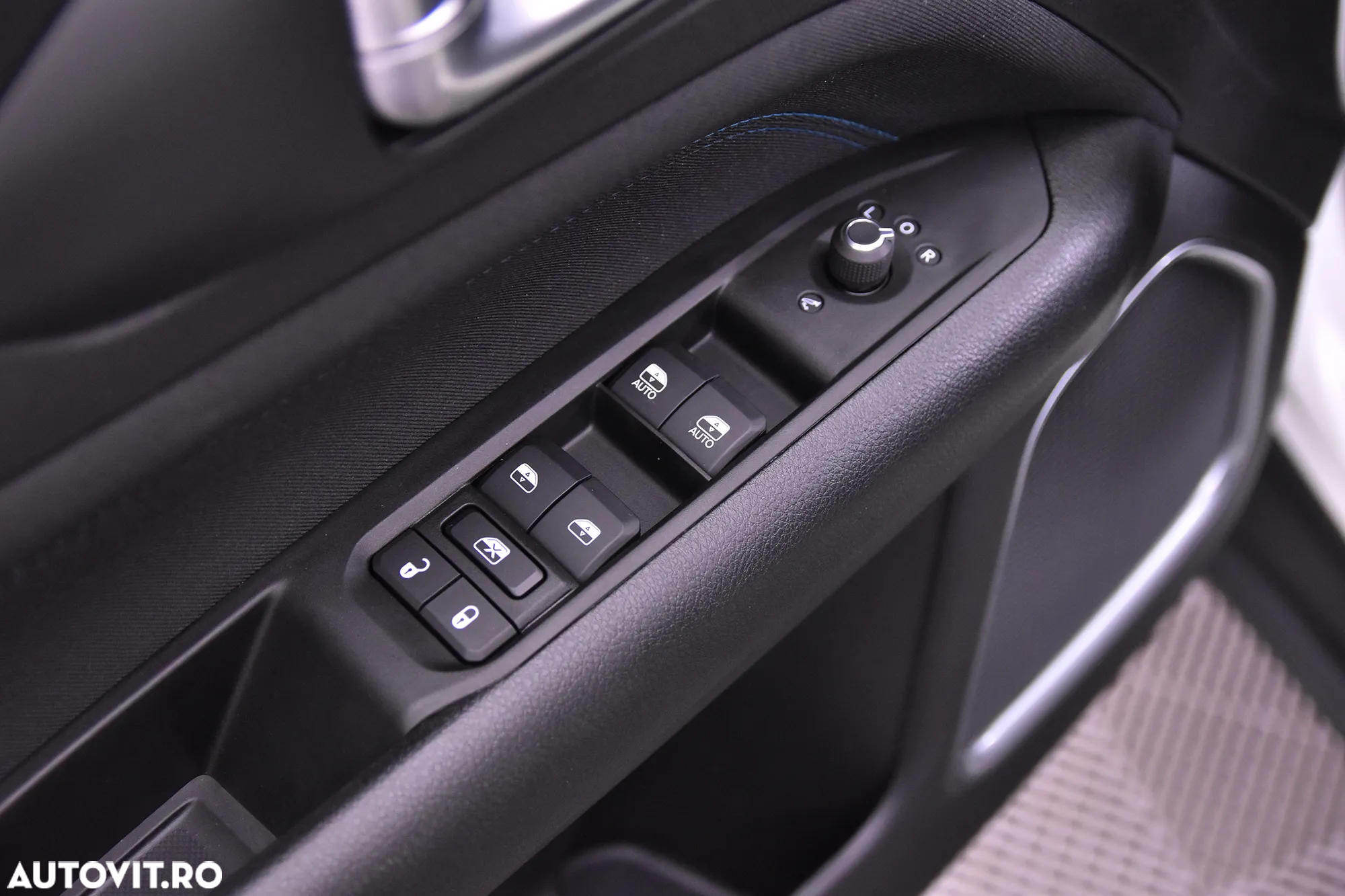 Jeep Compass - 14