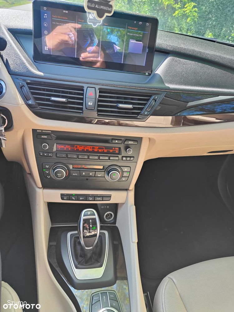 BMW X1 xDrive18d - 8