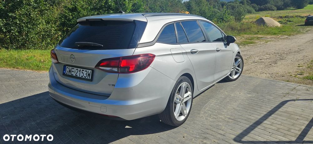 Opel Astra 1.6 CDTI Elite S&S - 9