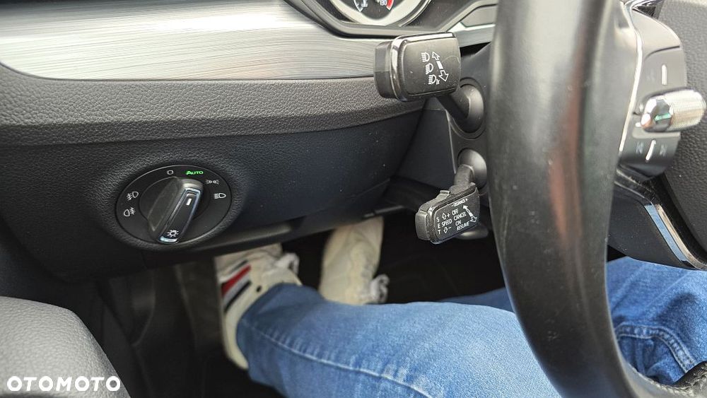 Skoda Superb 2.0 TSI Style DSG - 34