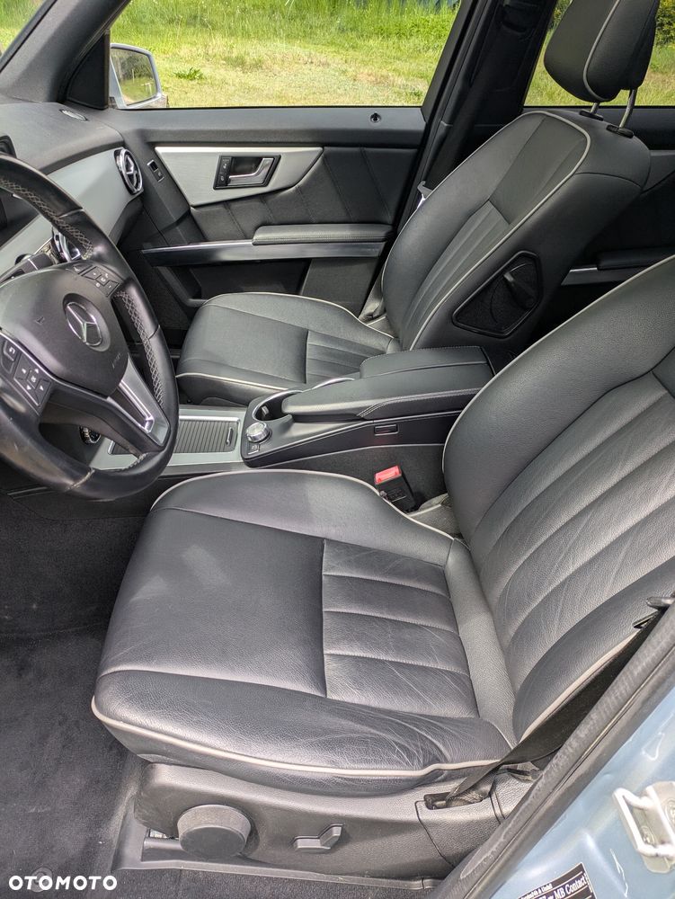 Mercedes-Benz GLK 220 CDI DPF BlueEFFICIENCY 7G-TRONIC SPORT EDITION - 22