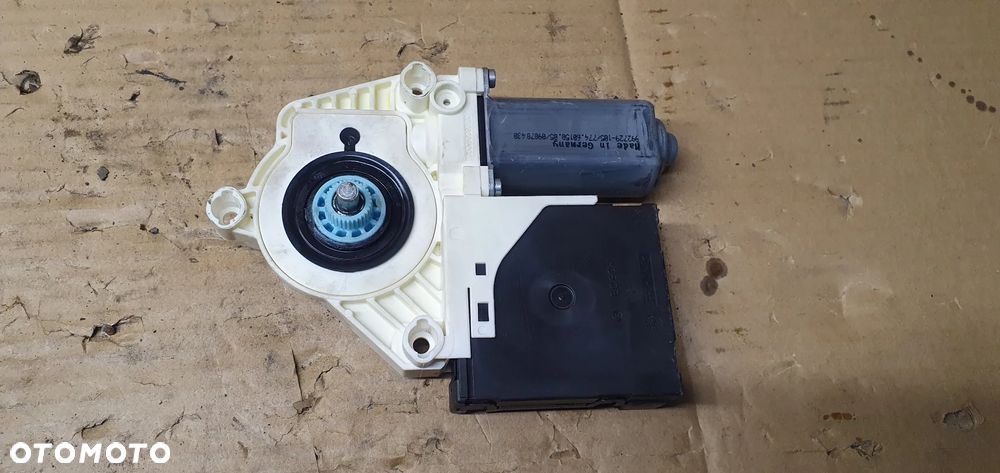 Silniczek szyby prawy przód przedni VW Passat B6 1K0959792N 1K0959702AC 3C1837462L - 4