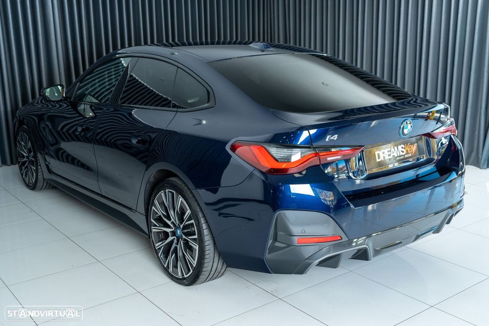 BMW i4 eDrive40 Pack Desportivo M - 28