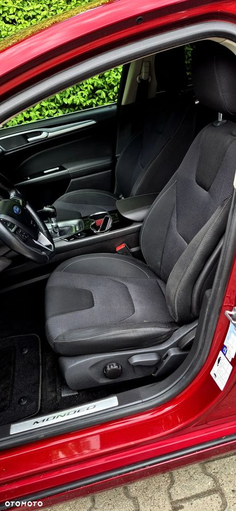 Ford Mondeo 2.0 EcoBlue Titanium - 16
