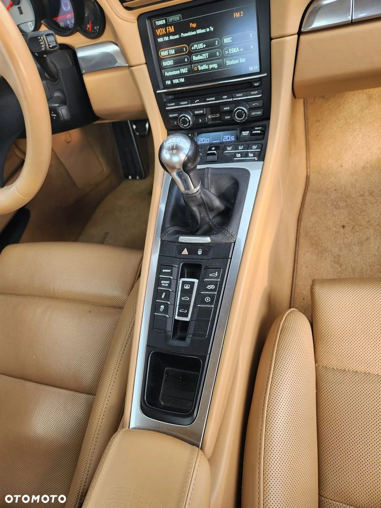 Porsche 911 Carrera S - 20