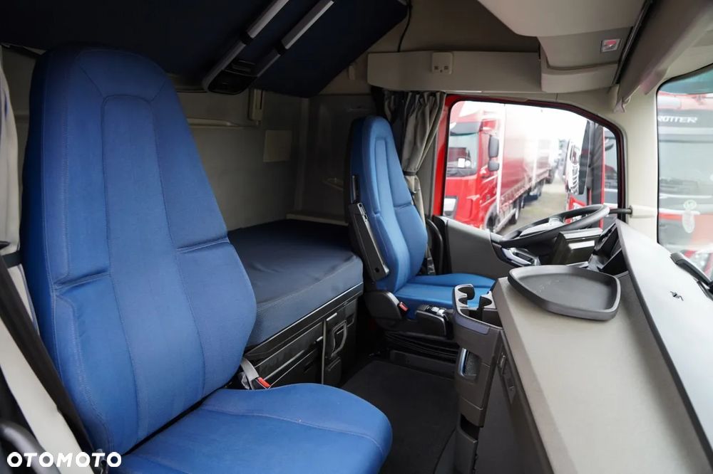 Volvo FH 460 / ZESTAW TANDEM / 120 M3 / PRZEJAZDOWY / I-SAVE / KLIMA POSTOJOWA / OŚ PODNOSZONA SKRĘTNA / WIELTON / PLANDEKA ZBROJONA / - 33