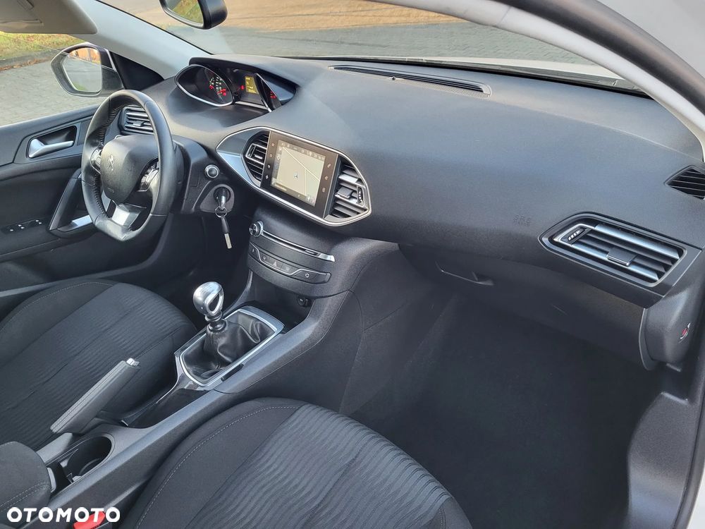 Peugeot 308 e-HDi 115 Stop & Start Active - 11