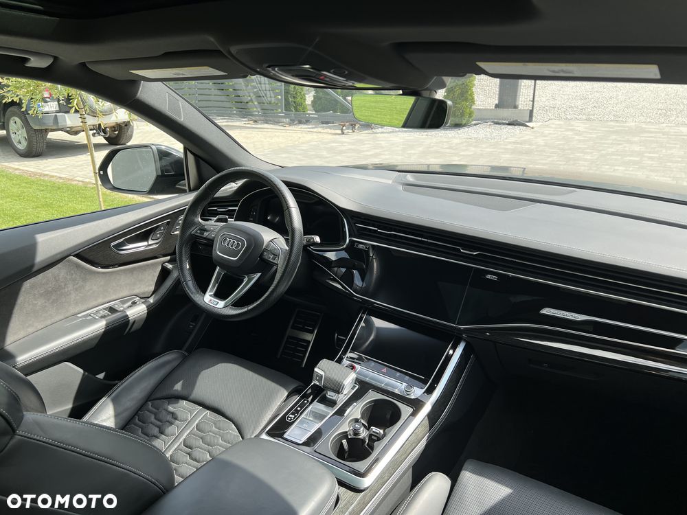 Audi RS Q8 - 21