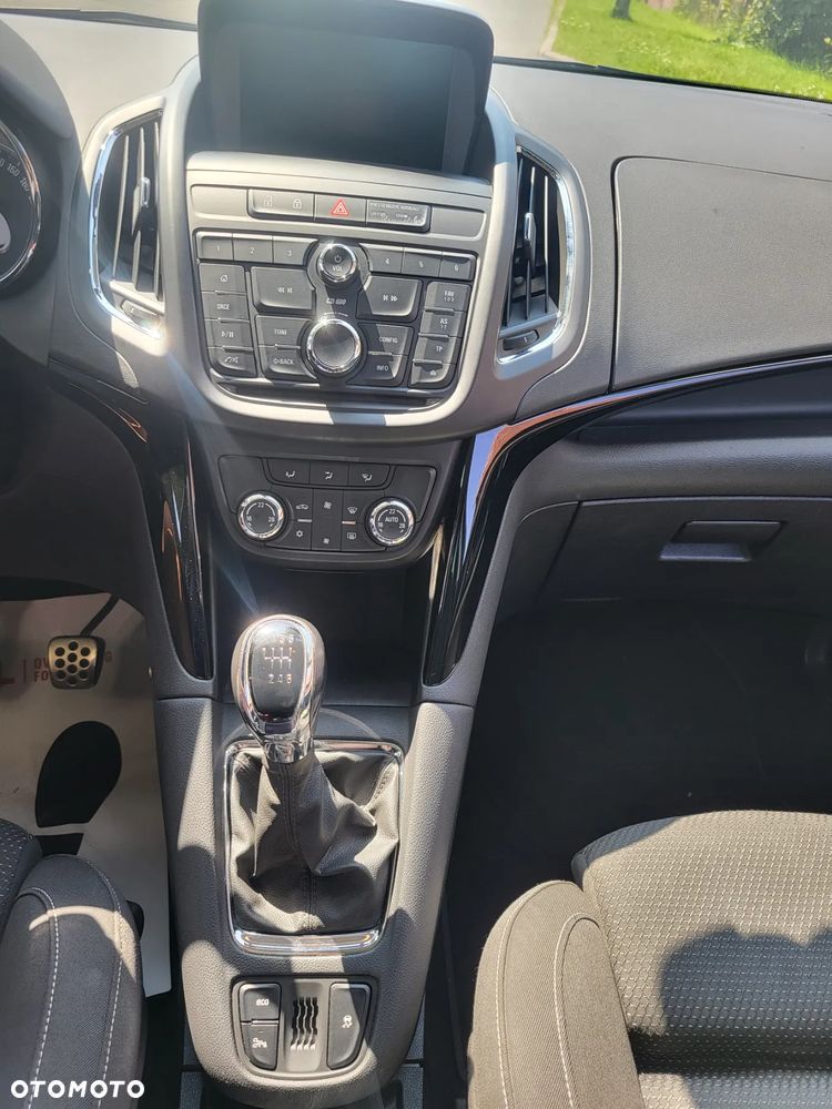 Opel Zafira Tourer 1.4 Turbo Sport - 19