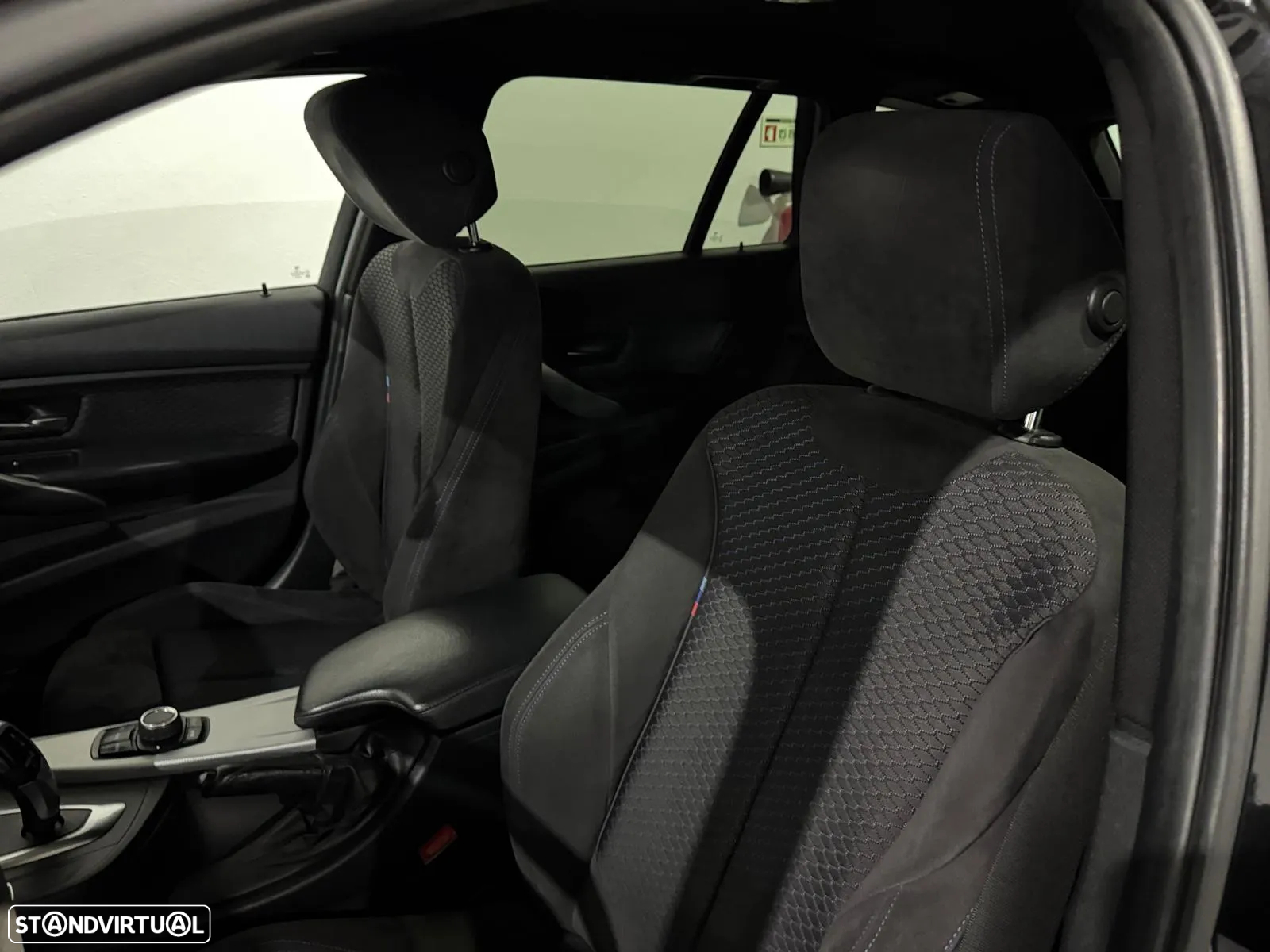 BMW 320 d Touring Auto Pack M - 17