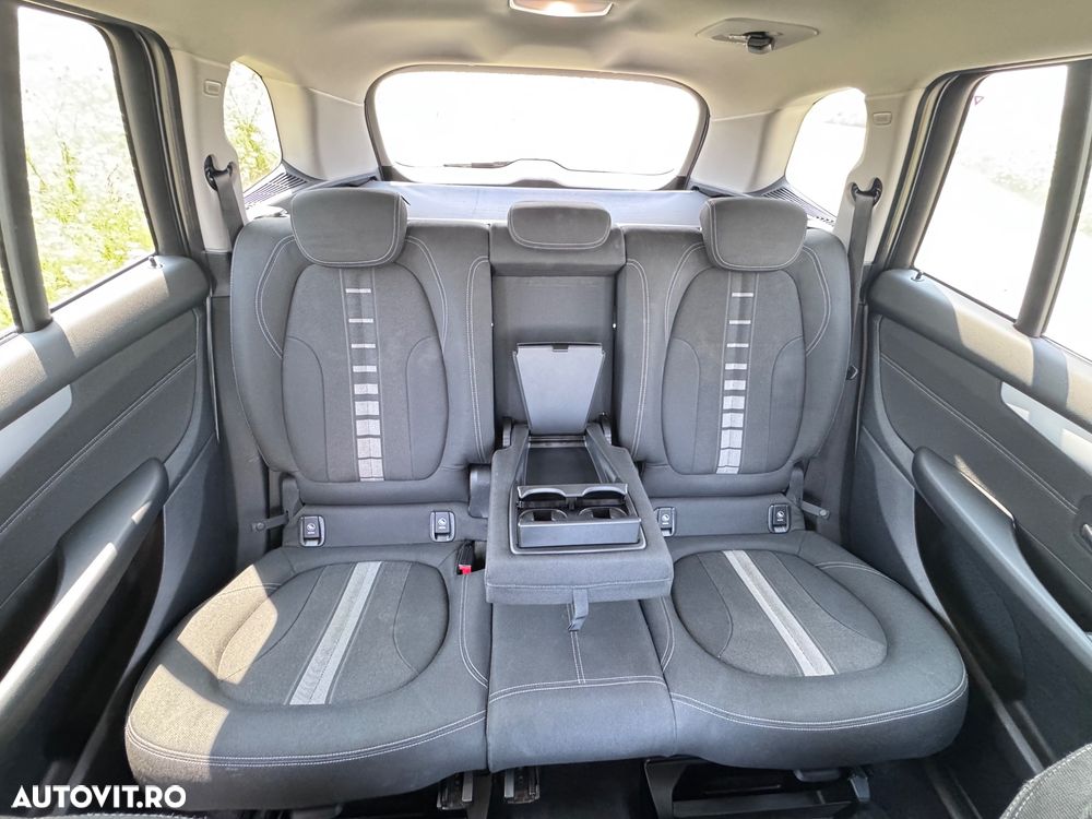 BMW Seria 2 216d M Sport - 10