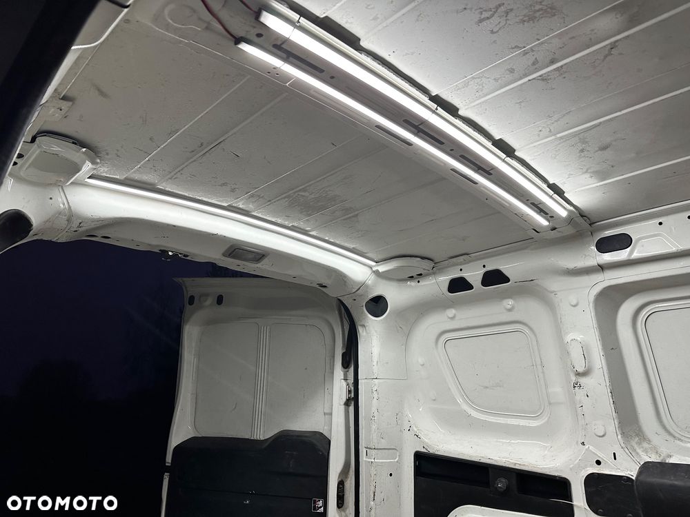 Fiat DOBLO 2.0 135km klima, hak, czujniki park, kamera, android 2015r, 6biegow - 31