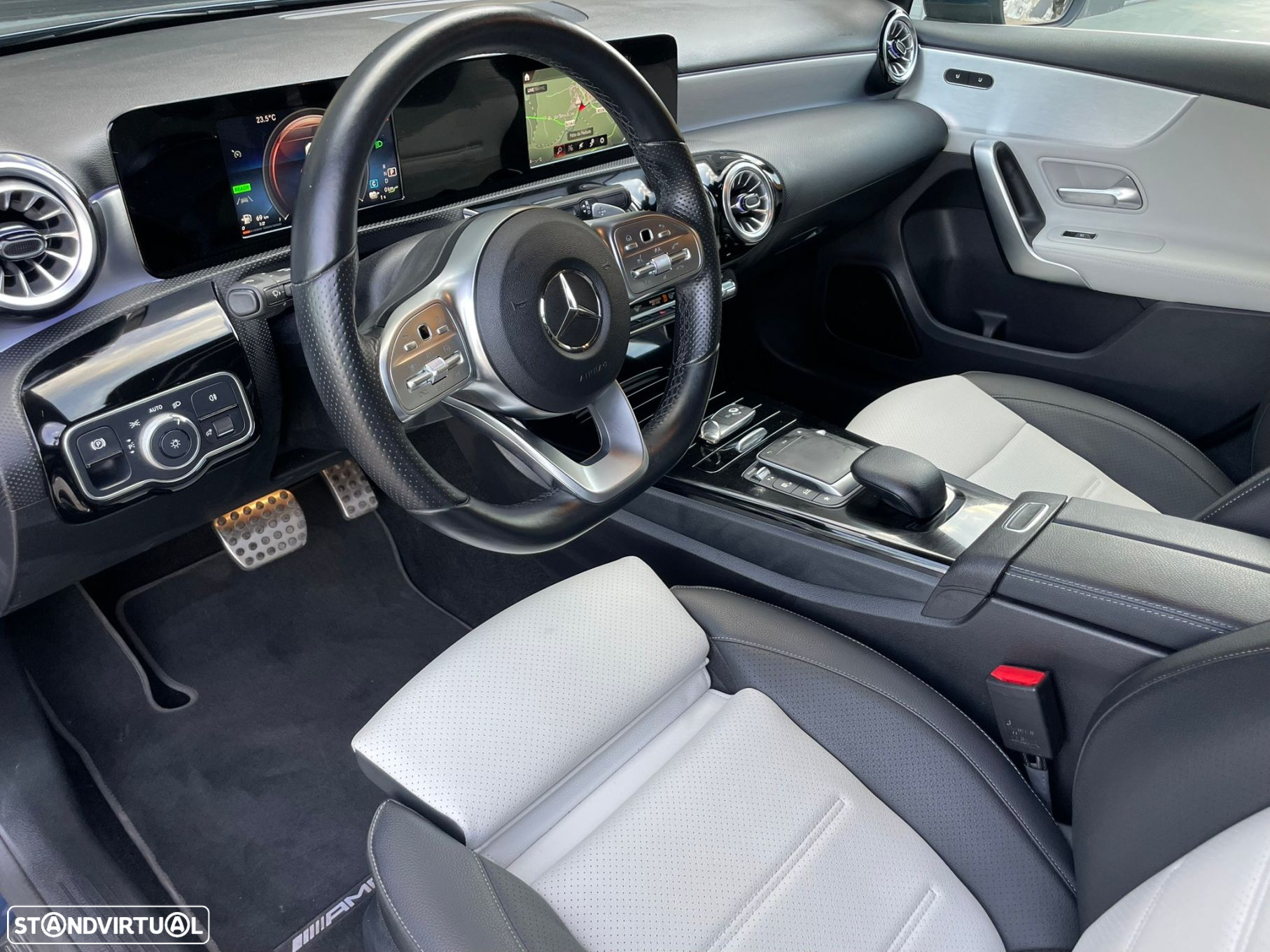 Mercedes-Benz A 250 e 8G-DCT AMG Line - 7