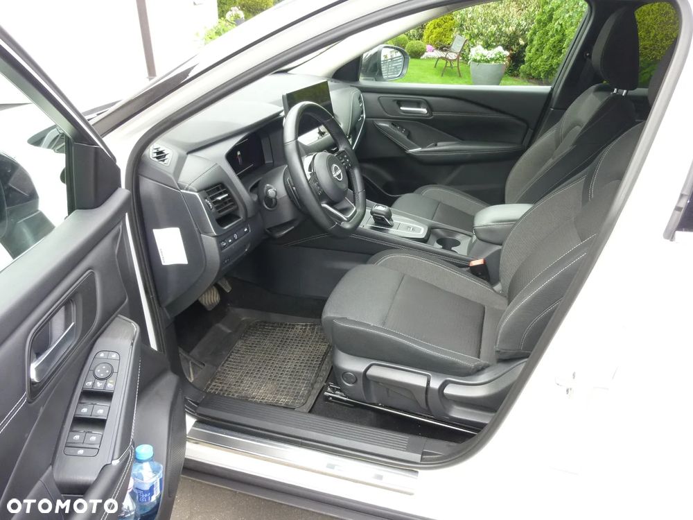Nissan Qashqai 1.3 DIG-T N-Connecta DCT - 9