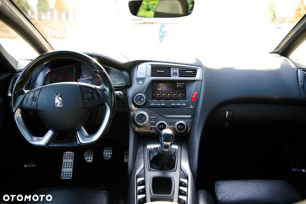 DS Automobiles DS 5 - 7