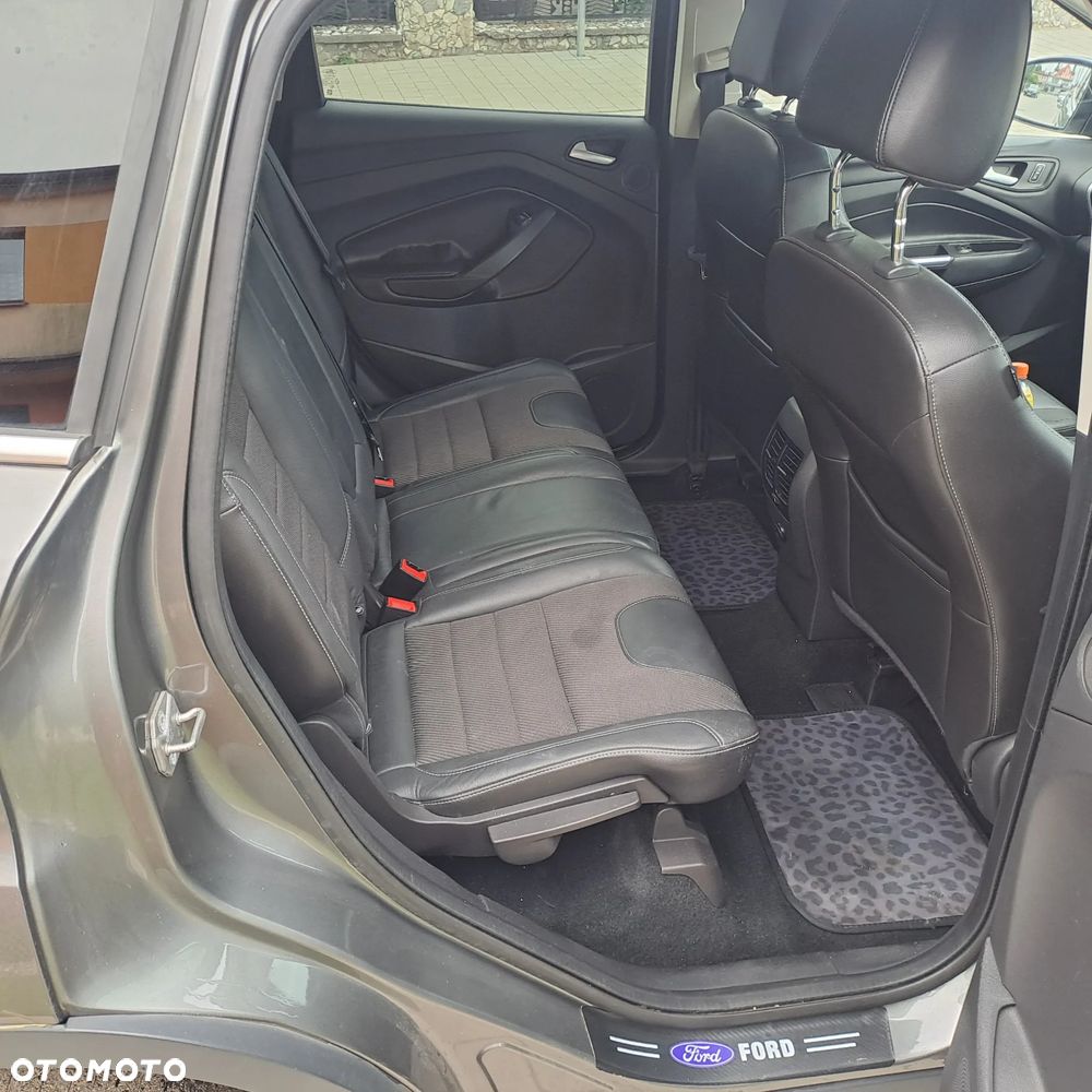 Ford Kuga - 11