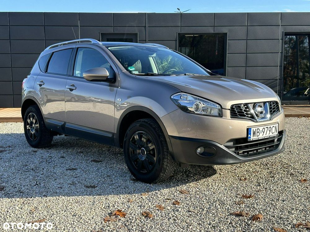 Nissan Qashqai - 1