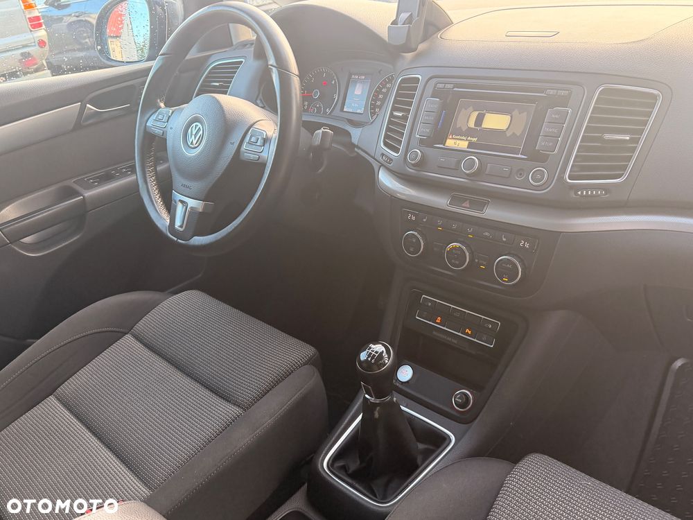 Volkswagen Sharan - 28