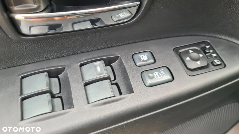 Mitsubishi ASX - 14
