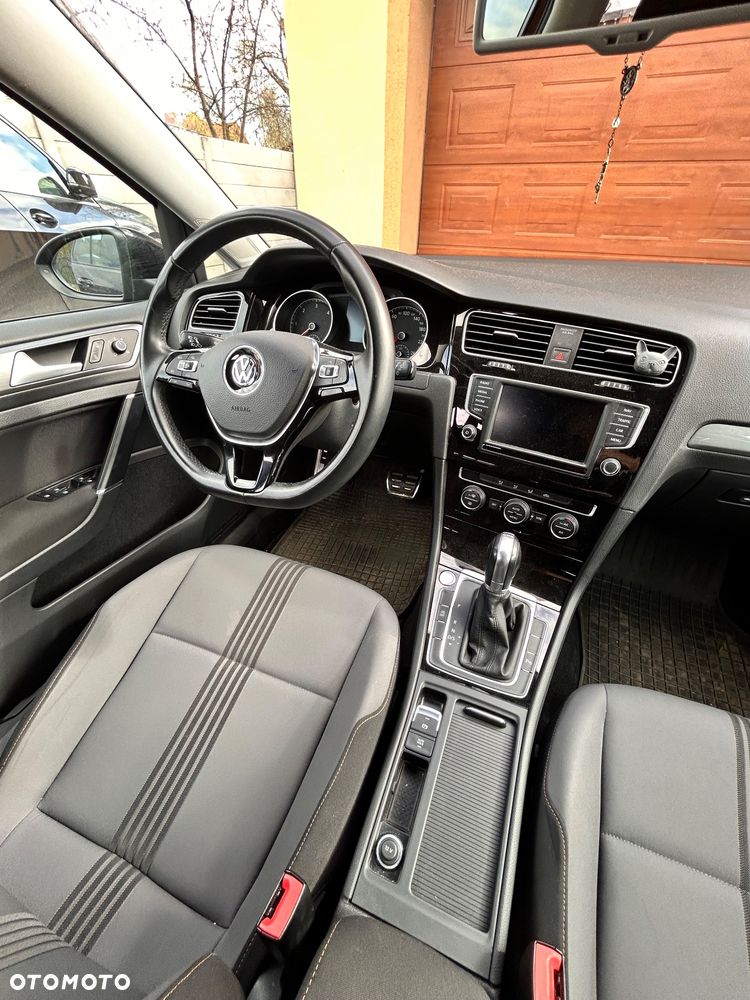 Volkswagen Golf 1.6 TDI BlueMotion Technology DSG Allstar - 7