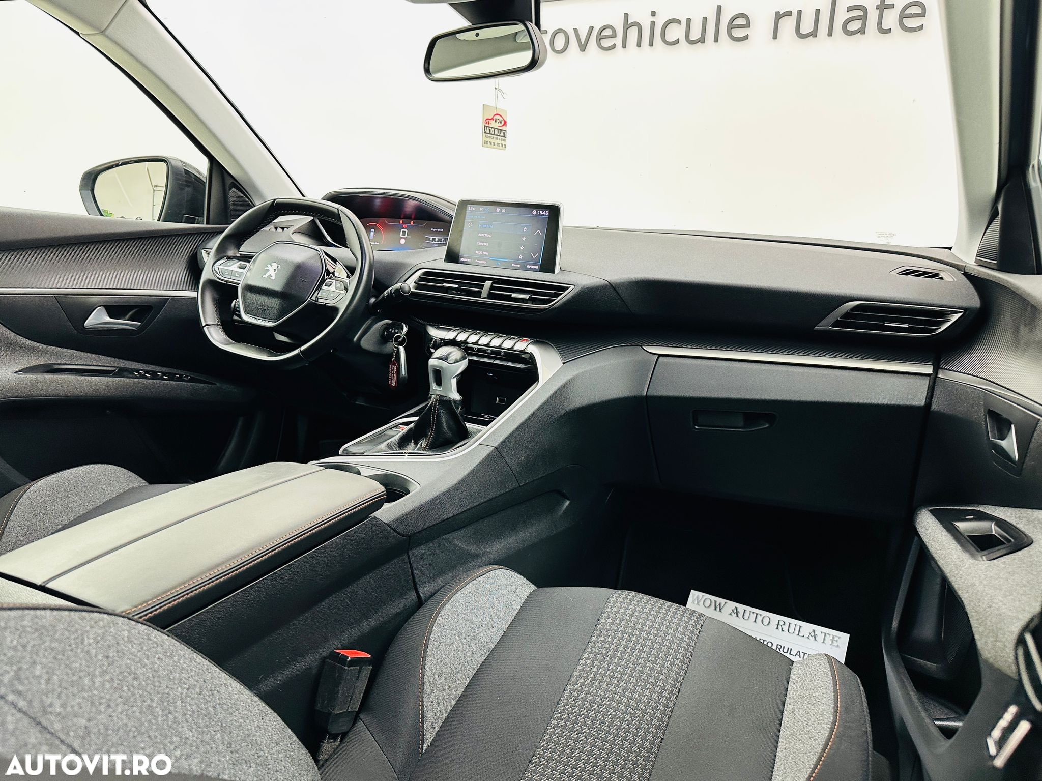 Peugeot 5008 - 24