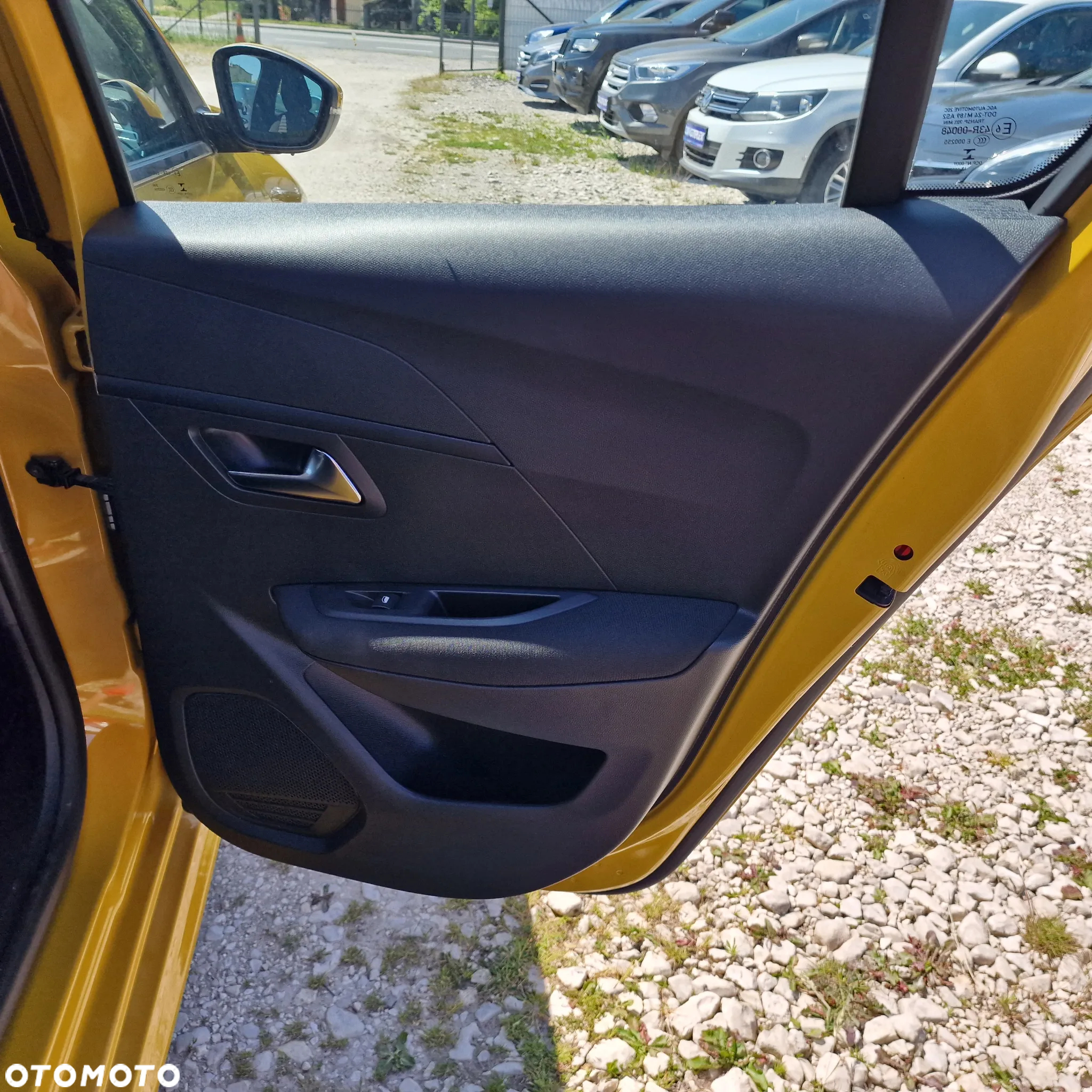 Peugeot 208 1.2 PureTech Active S&S - 21