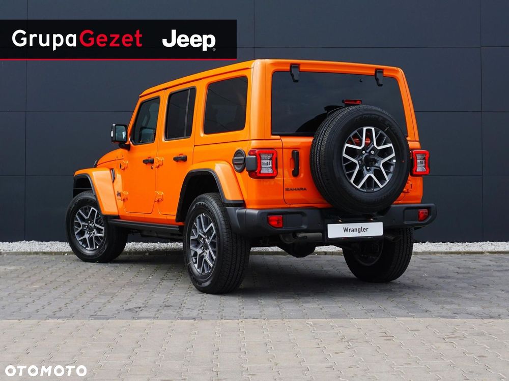 Jeep Wrangler - 2