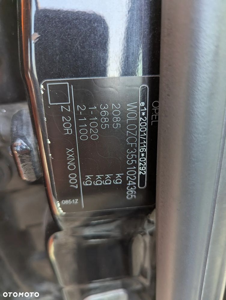 Opel Vectra C Caravan - auto na części - 12
