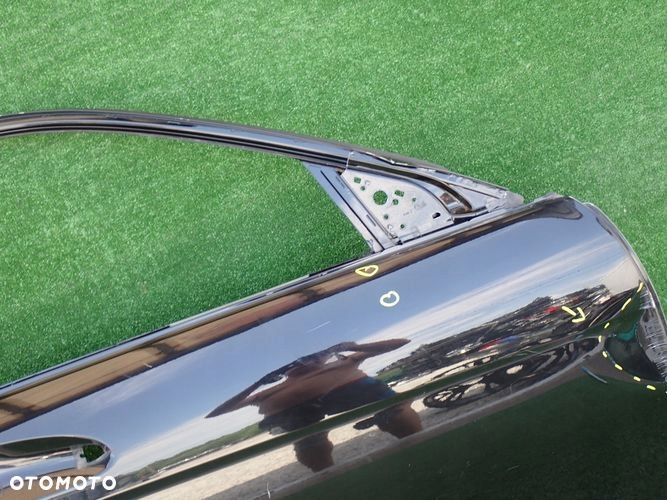 MERCEDES W204 204 C-KLASA drzwi prawe przednie - 4