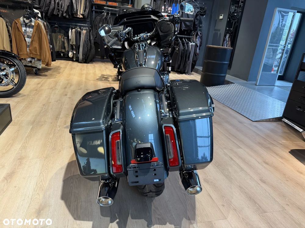 Harley-Davidson Touring Road Glide - 8