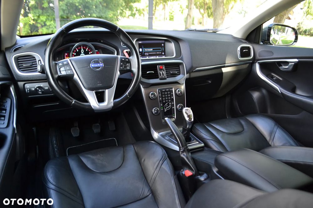 Volvo V40 - 21