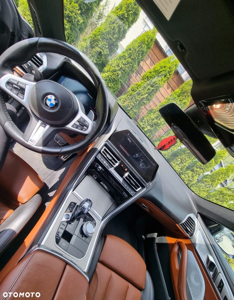 BMW M8 - 10