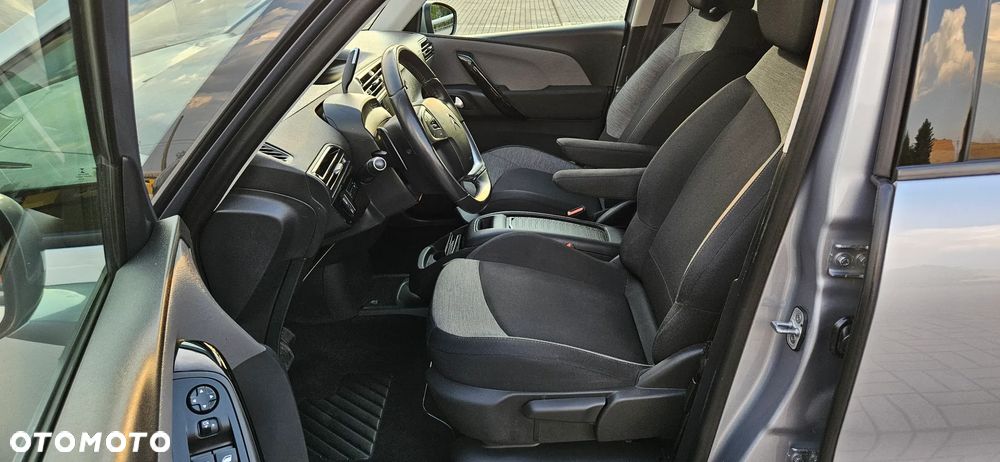 Citroën C4 SpaceTourer Grand PureTech 130 Stop&Start EAT8 SHINE PLUS - 5